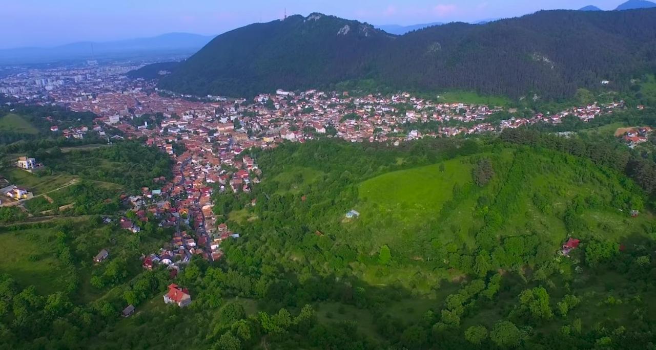 Apartment Alonisos Lux Brasov Ngoại thất bức ảnh