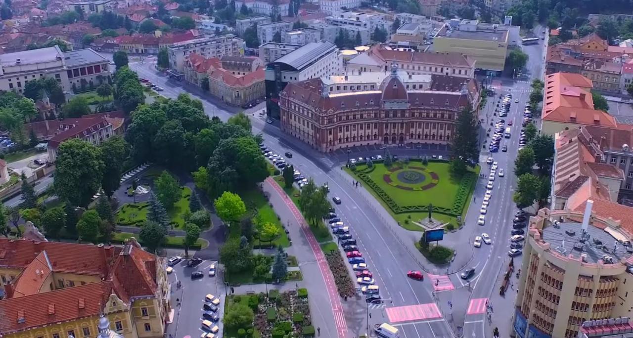 Apartment Alonisos Lux Brasov Ngoại thất bức ảnh