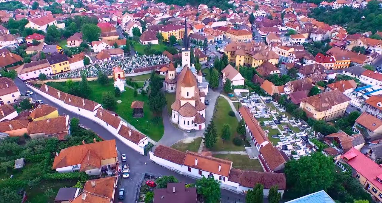 Apartment Alonisos Lux Brasov Ngoại thất bức ảnh