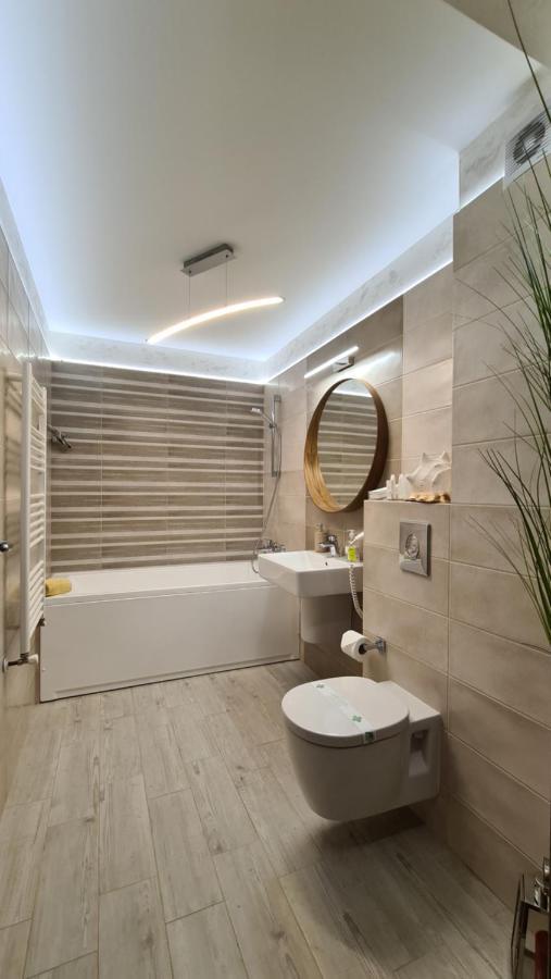 Apartment Alonisos Lux Brasov Ngoại thất bức ảnh