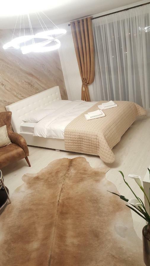 Apartment Alonisos Lux Brasov Ngoại thất bức ảnh