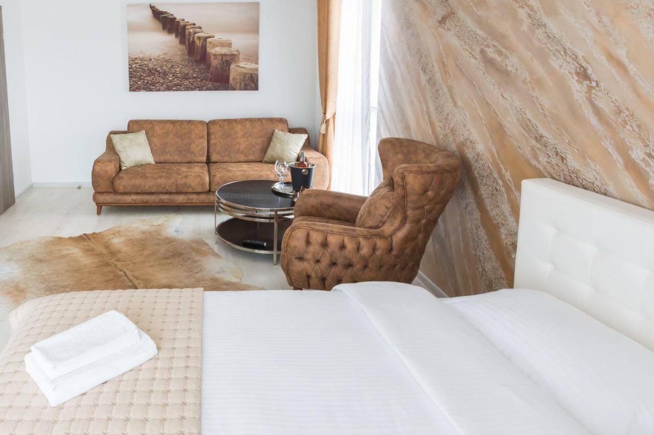 Apartment Alonisos Lux Brasov Ngoại thất bức ảnh