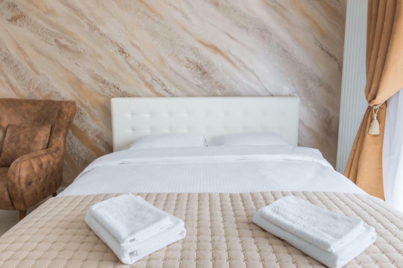 Apartment Alonisos Lux Brasov Ngoại thất bức ảnh