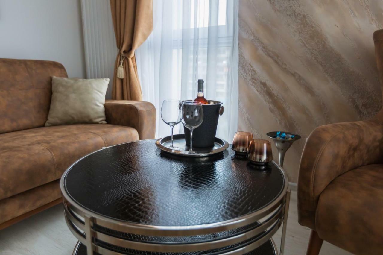 Apartment Alonisos Lux Brasov Ngoại thất bức ảnh