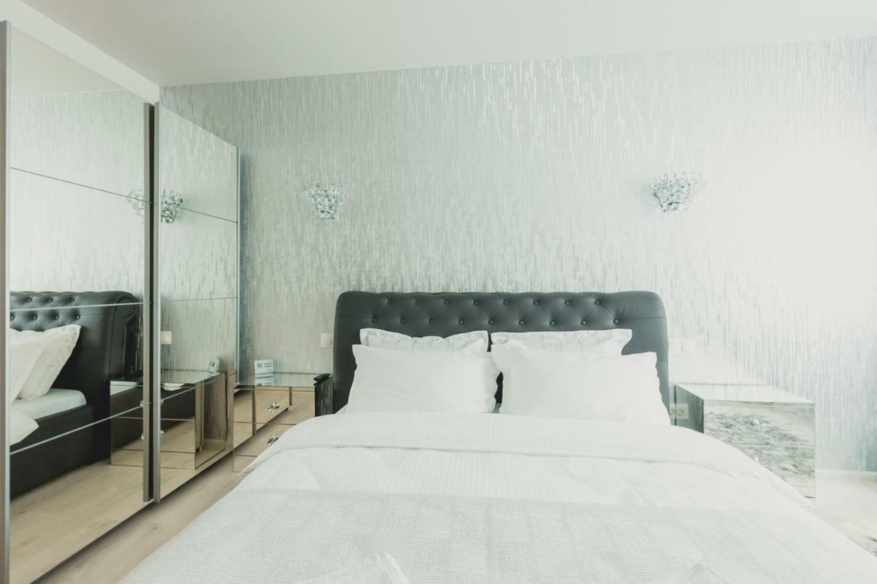 Apartment Alonisos Lux Brasov Ngoại thất bức ảnh