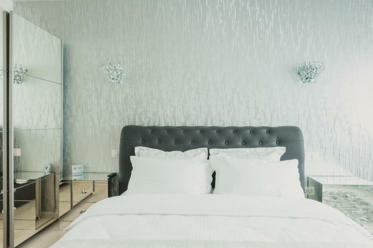 Apartment Alonisos Lux Brasov Ngoại thất bức ảnh