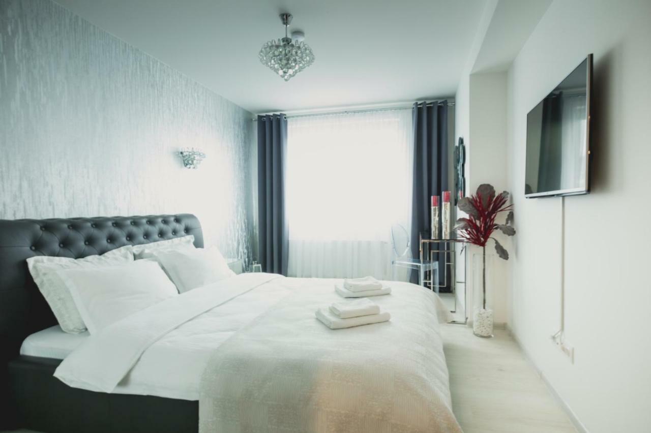 Apartment Alonisos Lux Brasov Ngoại thất bức ảnh