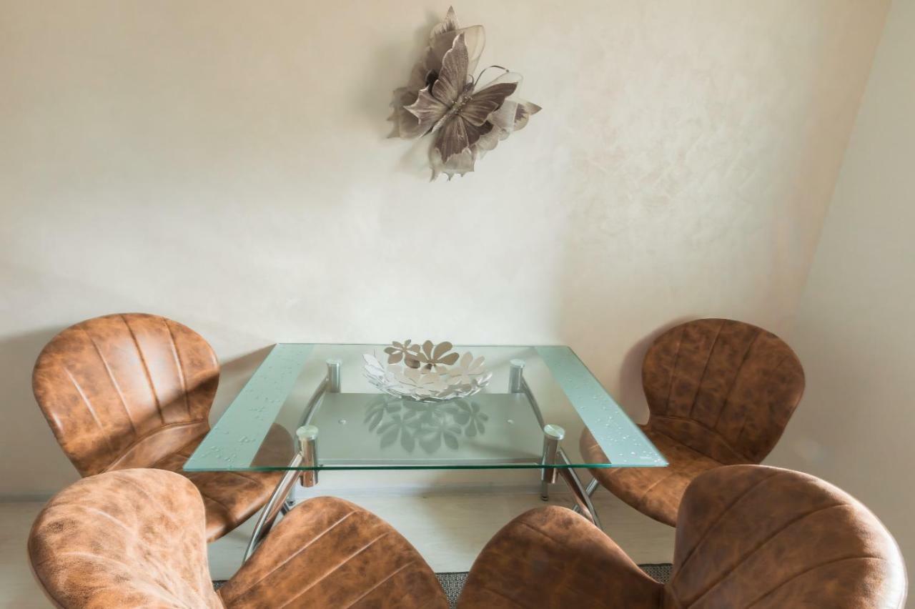 Apartment Alonisos Lux Brasov Ngoại thất bức ảnh